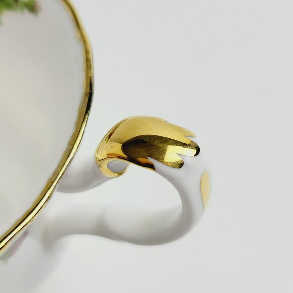 Royal Albert Dessert Snack Tray & Teacup Set, Old Country Roses Montrose Elegant - Picture 12 of 14